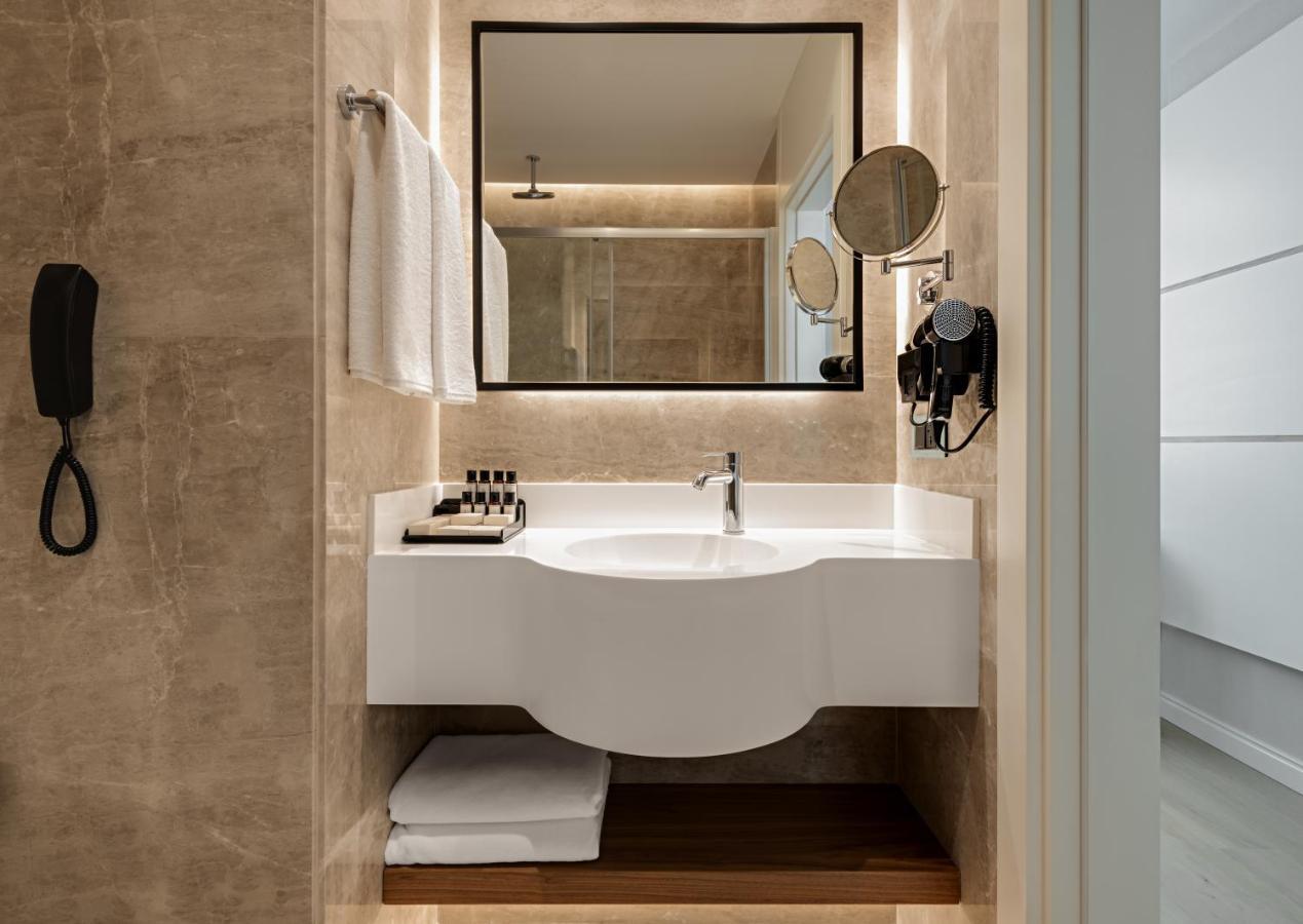 Gleam Collection Hotel Isztambul Kültér fotó Bathroom