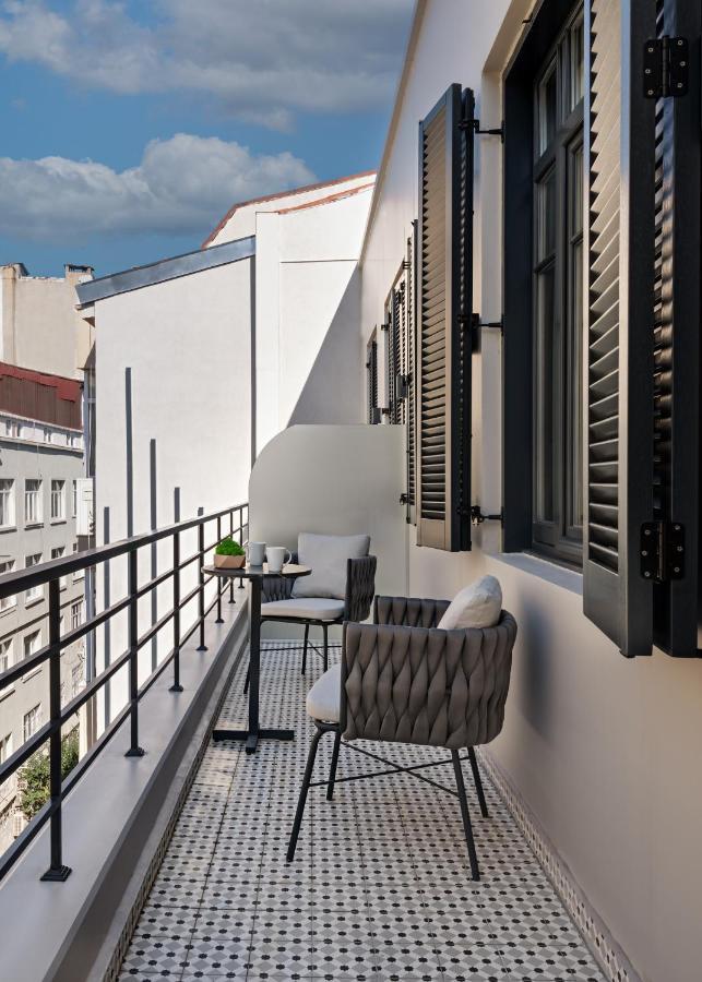 Gleam Collection Hotel Isztambul Kültér fotó A balcony